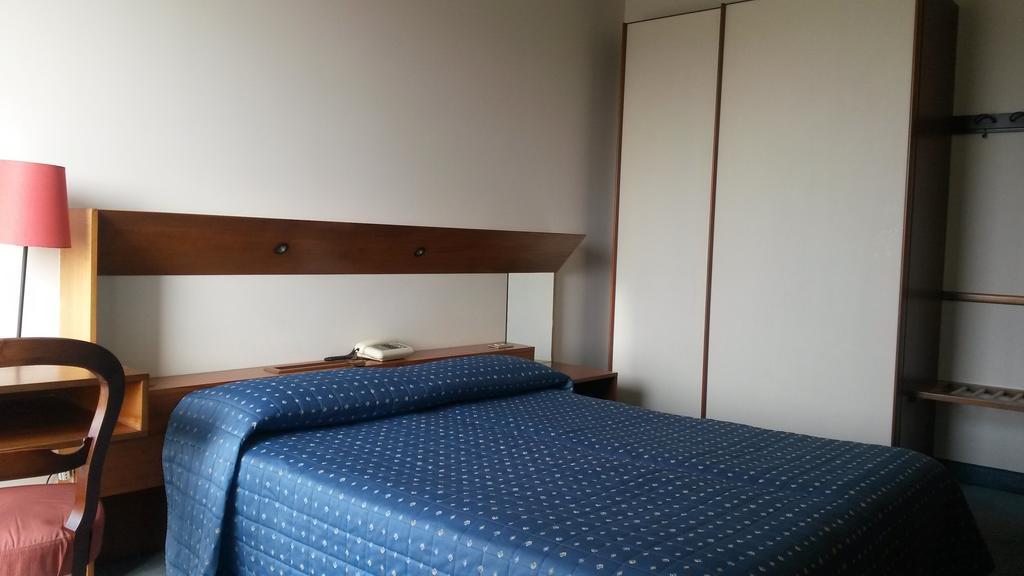 Cravero Rooms Caltignaga Δωμάτιο φωτογραφία