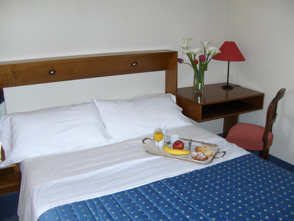 Cravero Rooms Caltignaga Δωμάτιο φωτογραφία