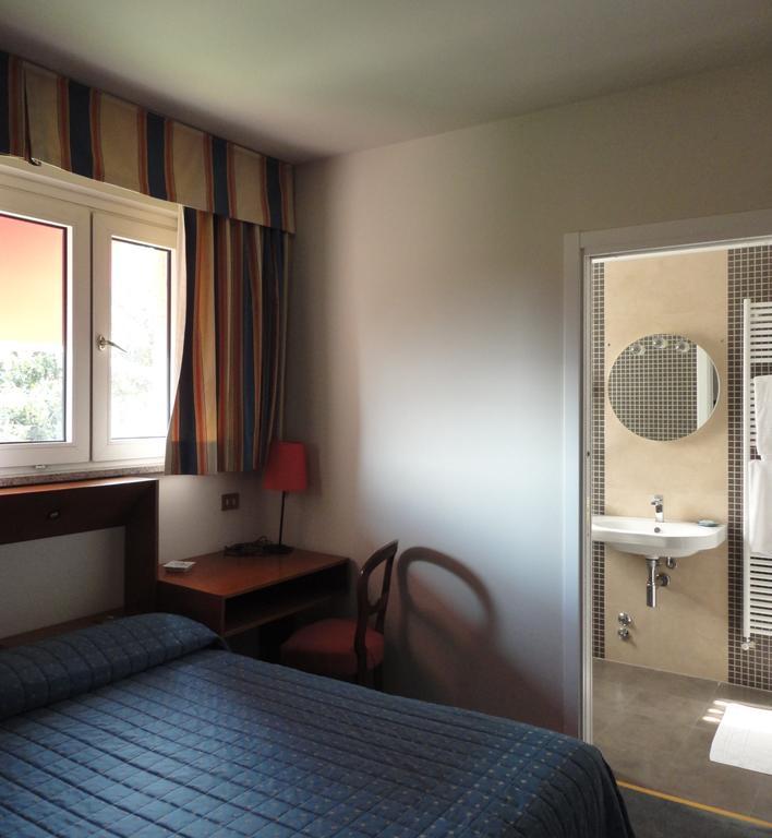 Cravero Rooms Caltignaga Δωμάτιο φωτογραφία