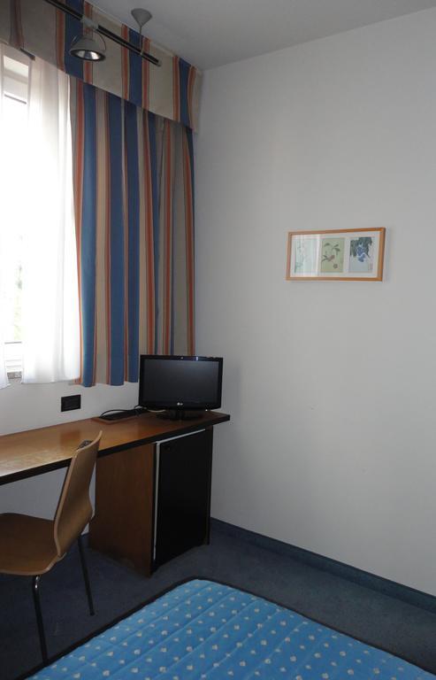 Cravero Rooms Caltignaga Δωμάτιο φωτογραφία