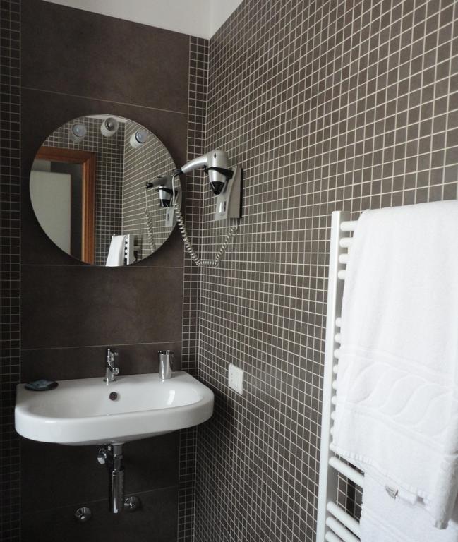 Cravero Rooms Caltignaga Δωμάτιο φωτογραφία
