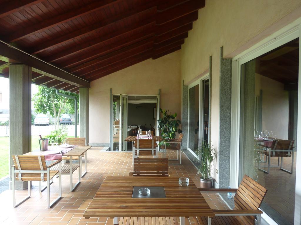 Cravero Rooms Caltignaga Εξωτερικό φωτογραφία