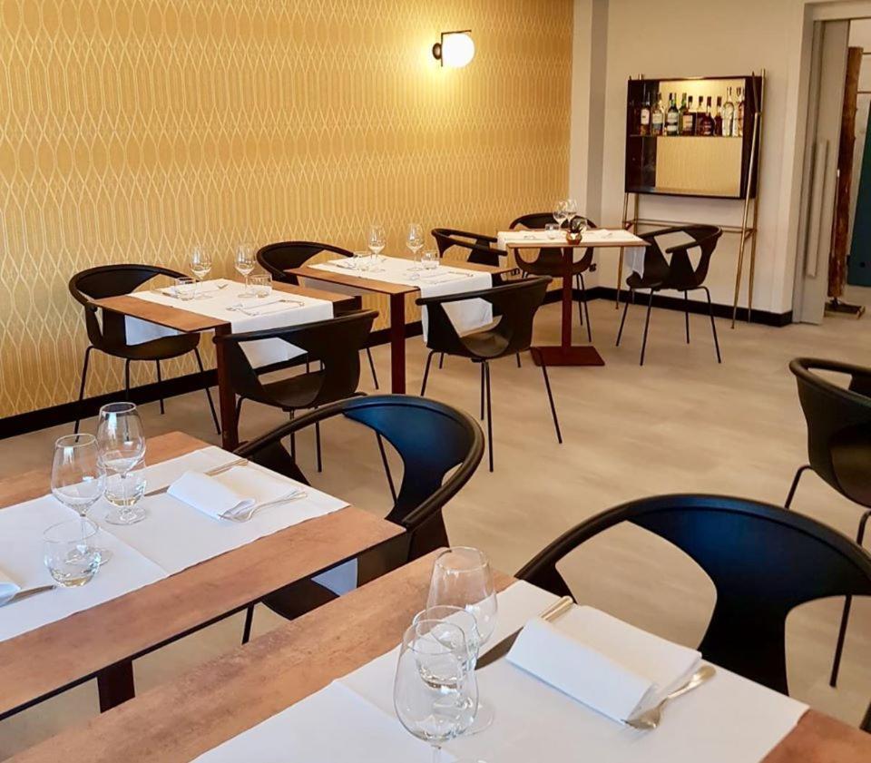 Cravero Rooms Caltignaga Εξωτερικό φωτογραφία
