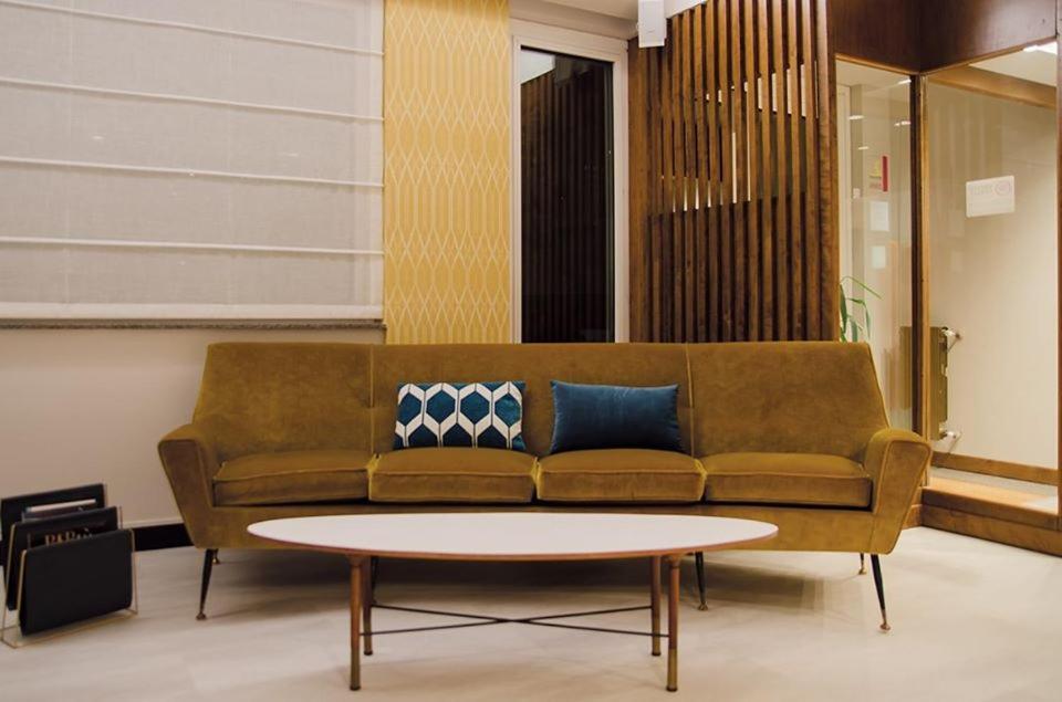 Cravero Rooms Caltignaga Εξωτερικό φωτογραφία